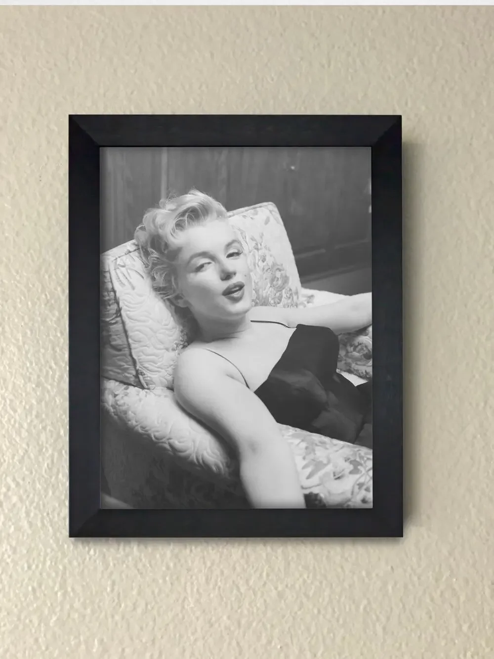 Marilyn Monroe Framed Wall Art Portrait Picture | Hollywood Glam Decor